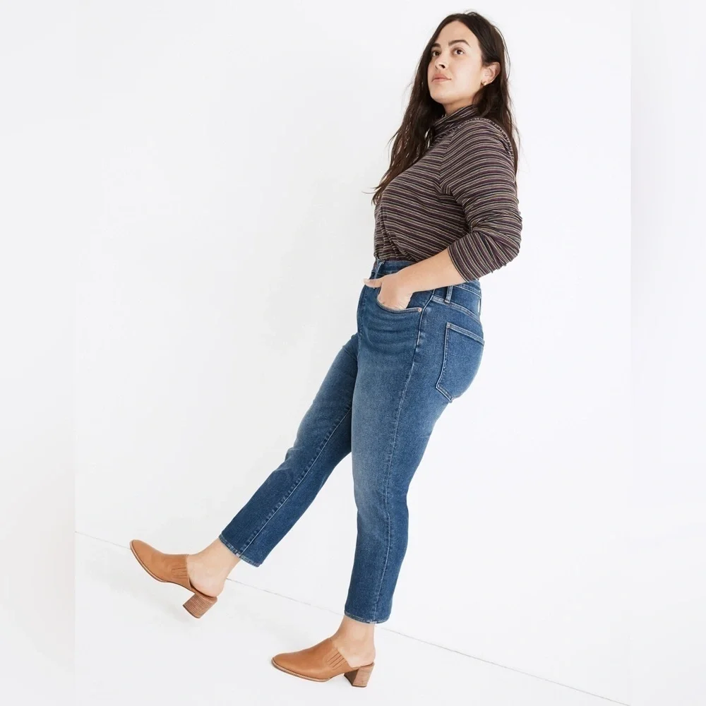 Madewell Comfort Stretch High Rise Perfect Vintage Jean in Maplewood Wash - Picture 2 of 13